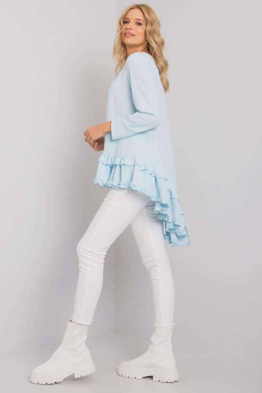 Světle modrá halenka s volánem Tracy...