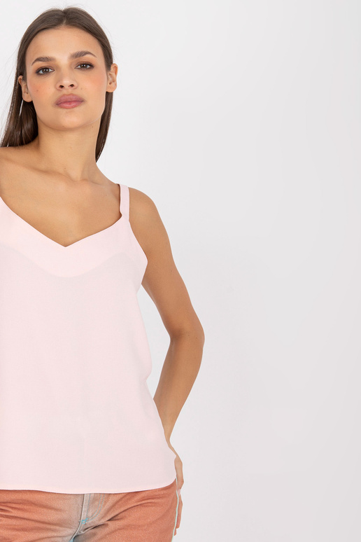 Světle růžový vzdušný top s výstřihem...