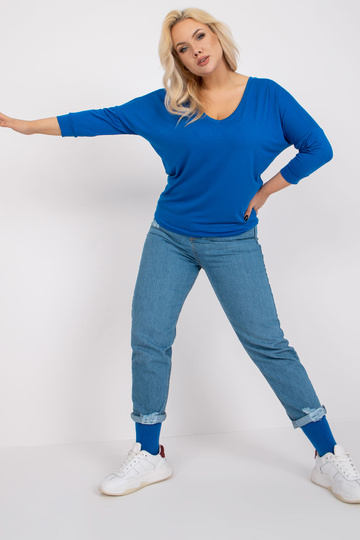 Tmavě modrá halenka...