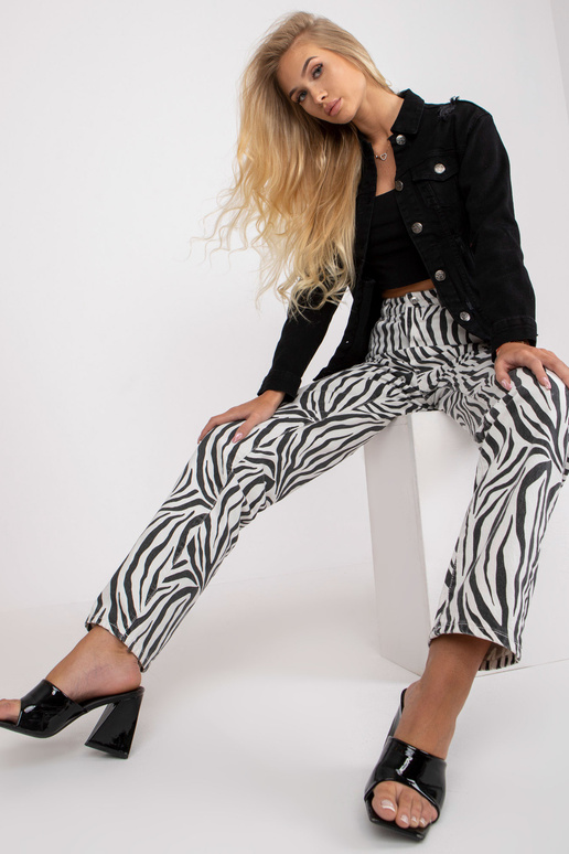 Dámská černá džínová bunda s dlouhým... Dámská černá džínová bunda s dlouhým...