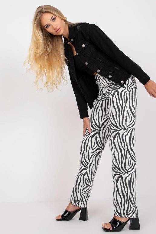 Dámská černá džínová bunda s dlouhým... Dámská černá džínová bunda s dlouhým...