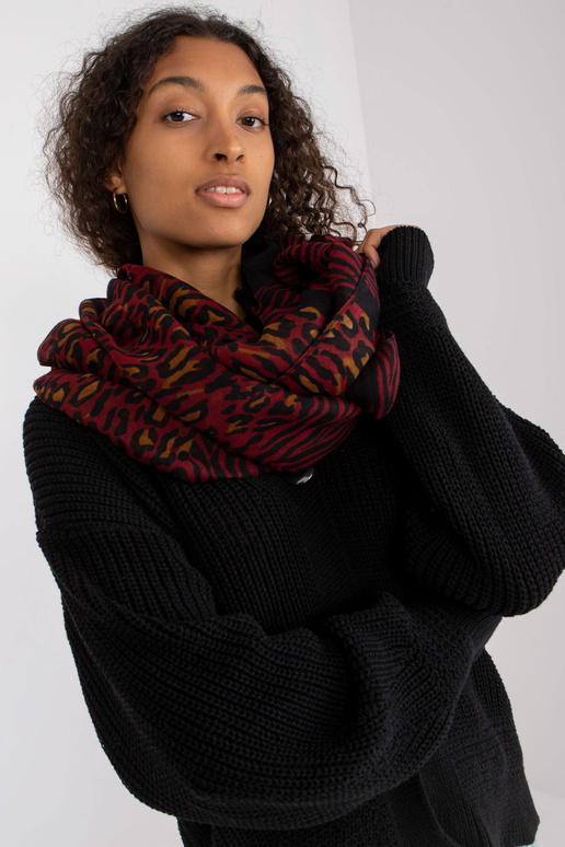 Černý a vínový závěsný komín ve...