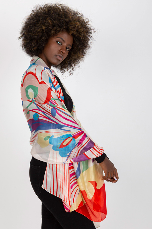 Žlutý elegantní závěs se vzory