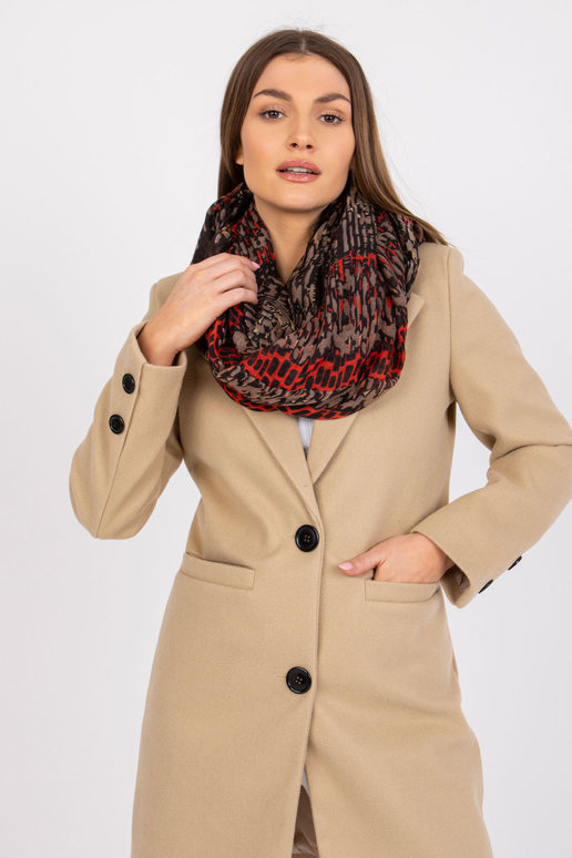 Béžový a oranžový komín s potiskem