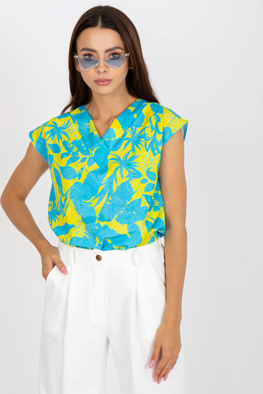 Modrá a žlutá halenka s potiskem a... Modrá a žlutá halenka s potiskem a...