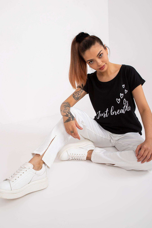 Černé tričko s bavlněným potiskem...