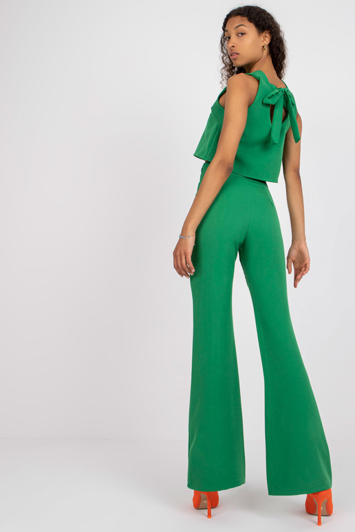 Zelená dvoudílná souprava s kalhotami...