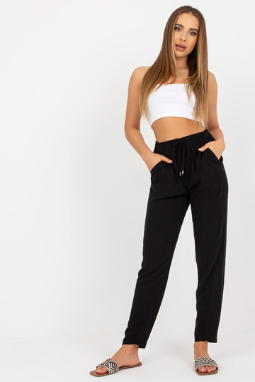 Černé lehké kalhoty z...