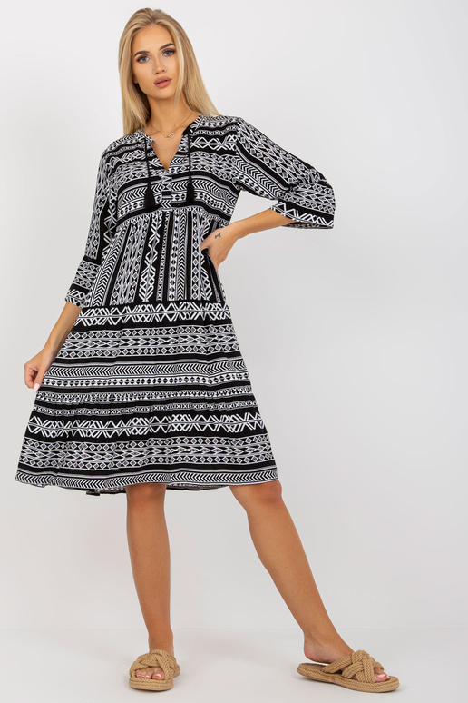 Černé vzorované šaty s volánky a 3/4...