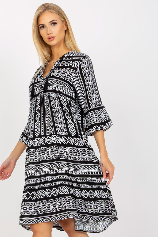 Černé vzorované šaty s volánky a 3/4...