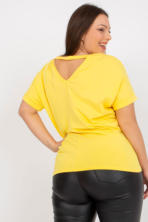 Žluté tričko plus velikosti s aplikací