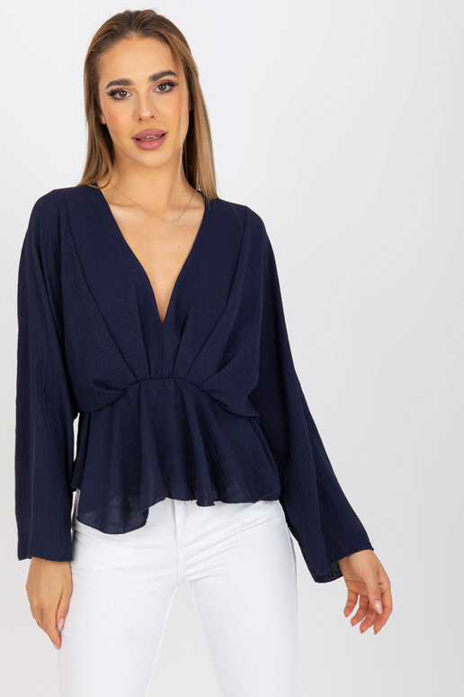 Námořnická modrá halenka jedné...