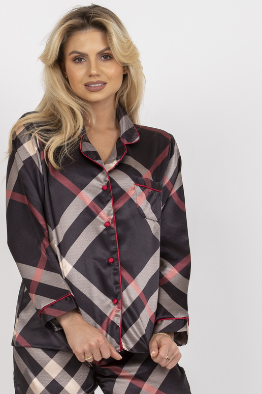 Černé pyžamo z umělého saténu s...