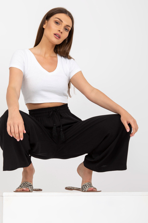 Černé široké látkové kalhoty s...