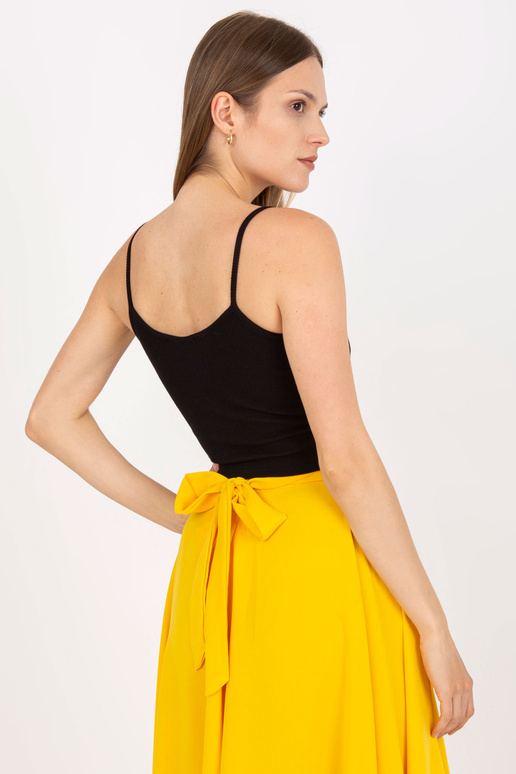 Černý krátký top basic v proužcích...