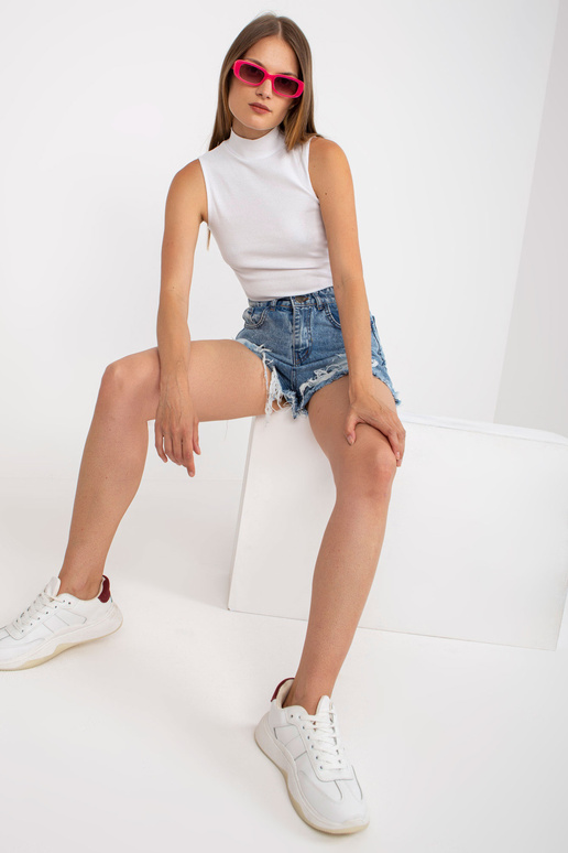 Bílý basic žebrovaný top s rolákem...