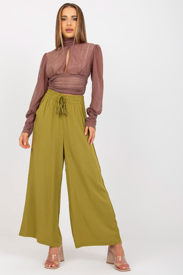 Olivově světlé široké...