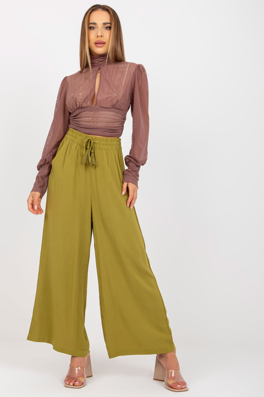 Olivově světlé široké kalhoty na léto... Olivově světlé široké kalhoty na léto...