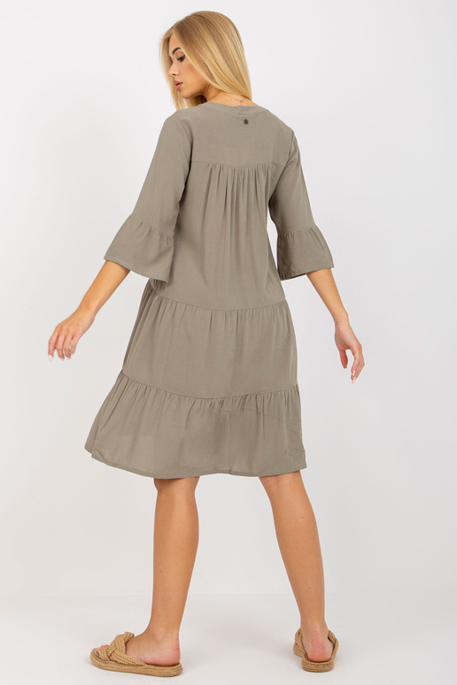 Khaki viskózové šaty s volánem a... Khaki viskózové šaty s volánem a...