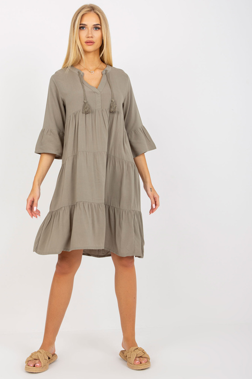 Khaki viskózové šaty s volánem a... Khaki viskózové šaty s volánem a...