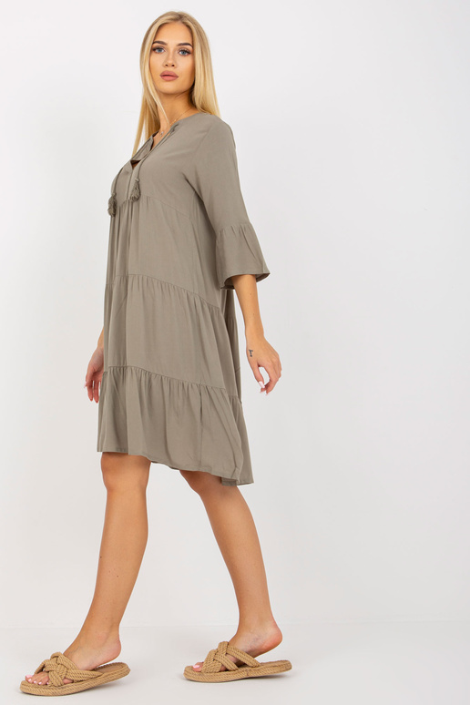 Khaki viskózové šaty s volánem a... Khaki viskózové šaty s volánem a...