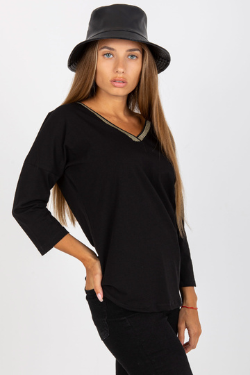 Černá ležérní halenka s...