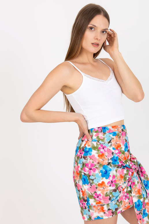 Bílý žebrovaný basic top na ramínka...