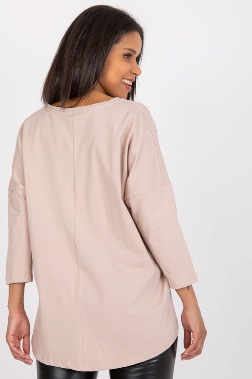 Světle béžová halenka s nápisem Samanta