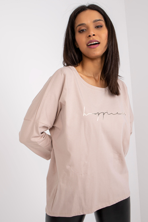 Světle béžová halenka s nápisem Samanta