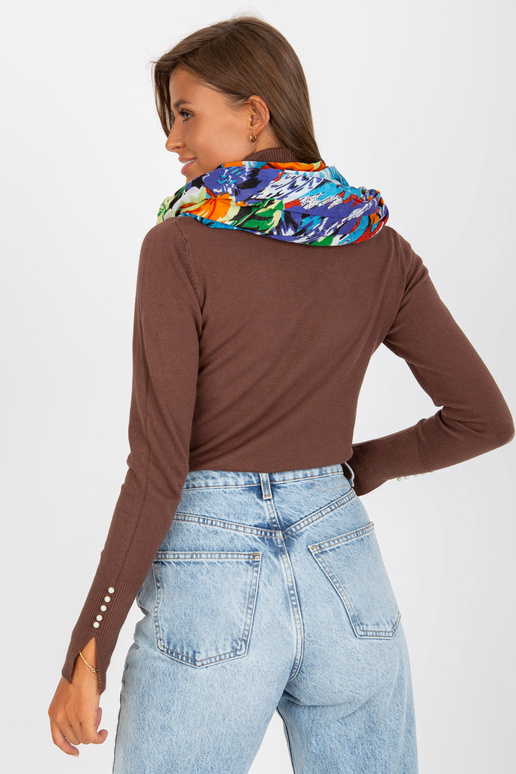 Modrý a oranžový šátek s barevnými vzory