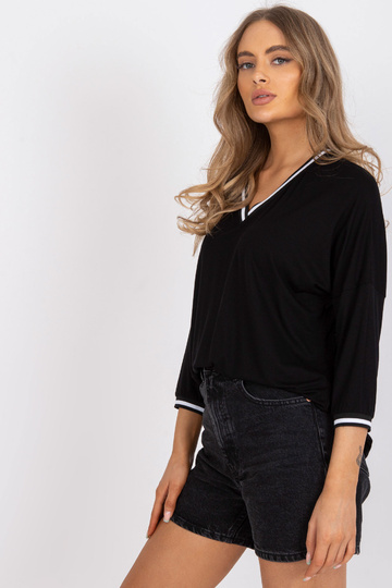 Černá volná halenka pro... 2