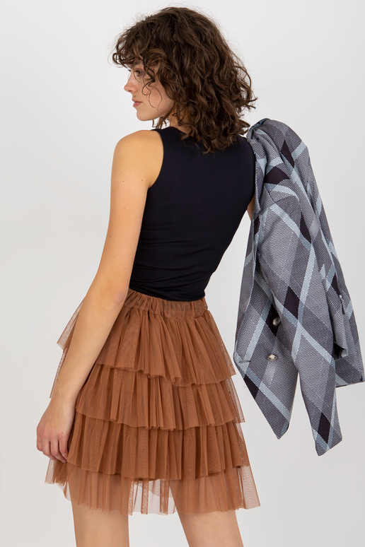 Světle hnědá tylová sukně s volány... Světle hnědá tylová sukně s volány...