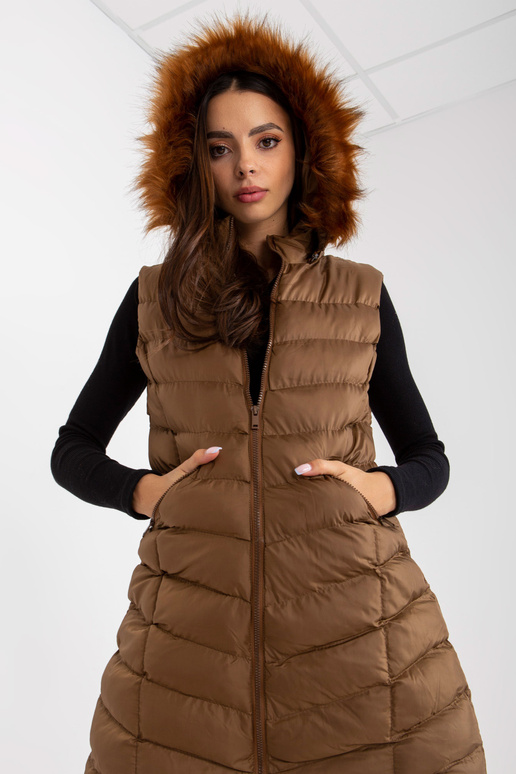 Hnědá prošívaná vesta s kapsami RUE...