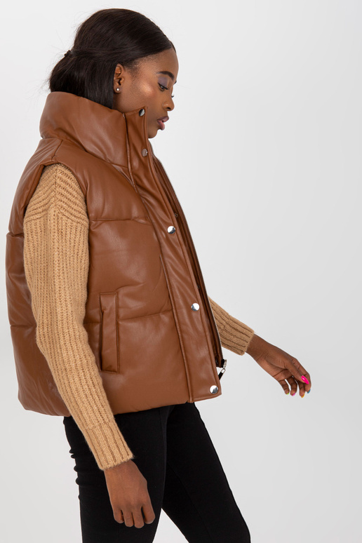 Hnědá dámská vesta z eko kůže