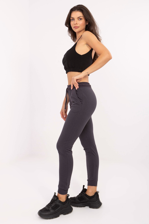 Grafitové basic tepláky s kapsami Grafitové basic tepláky s kapsami