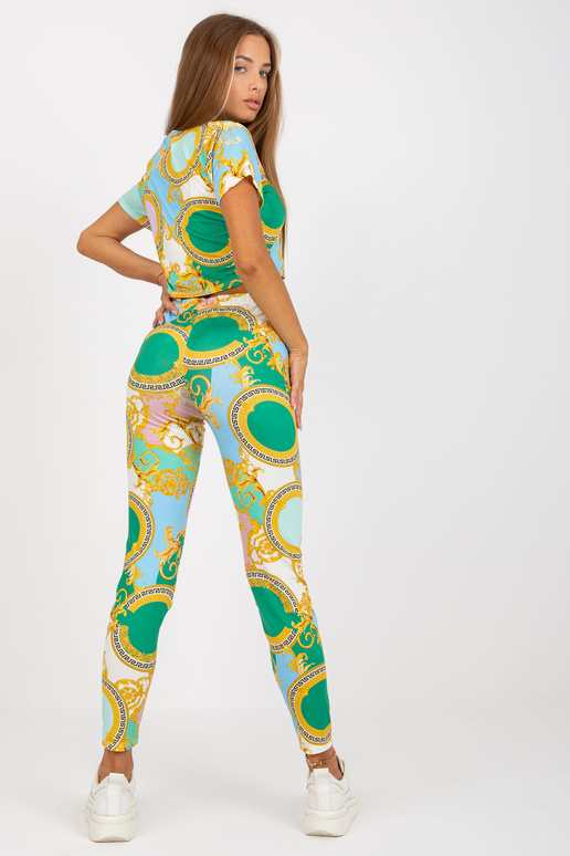 Zelený vypasovaný ležérní set s...