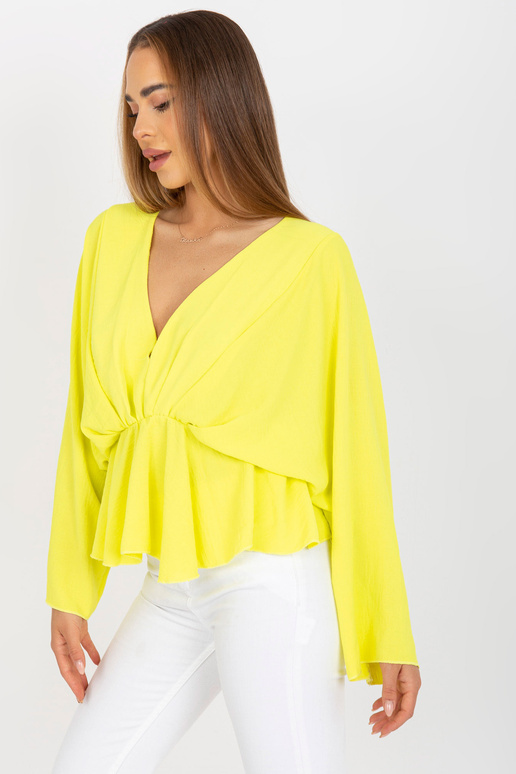 Žlutá halenka jedné velikosti s...