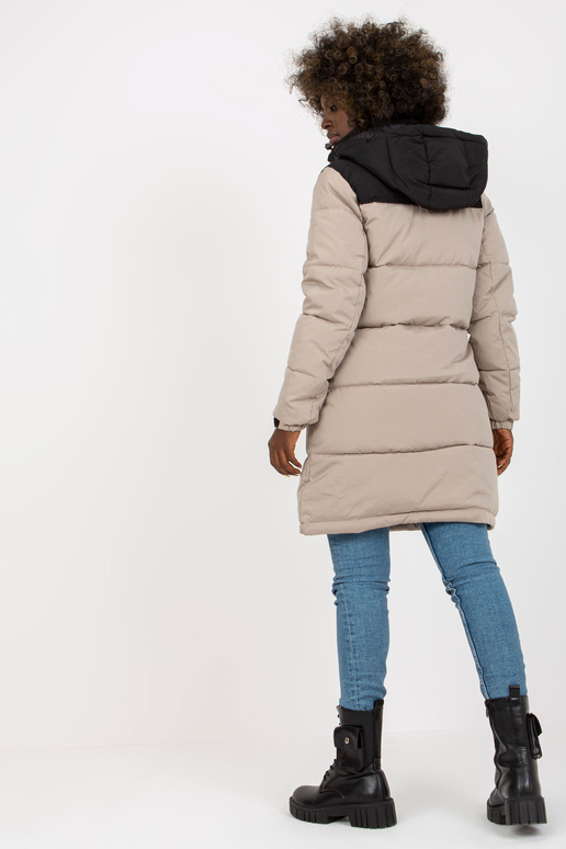 Světle šedá a černá prošívaná zimní... Světle šedá a černá prošívaná zimní...