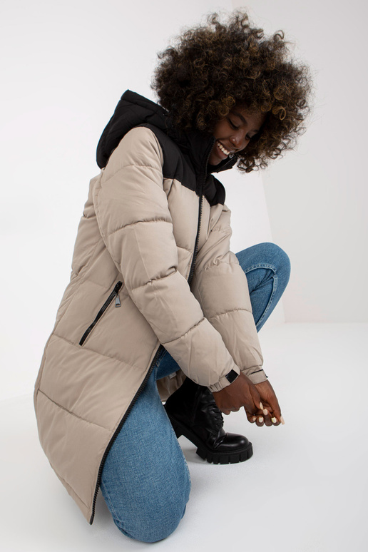 Světle šedá a černá prošívaná zimní... Světle šedá a černá prošívaná zimní...