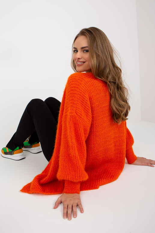 Oranžový nadýchaný kardigan s vlnou... Oranžový nadýchaný kardigan s vlnou...