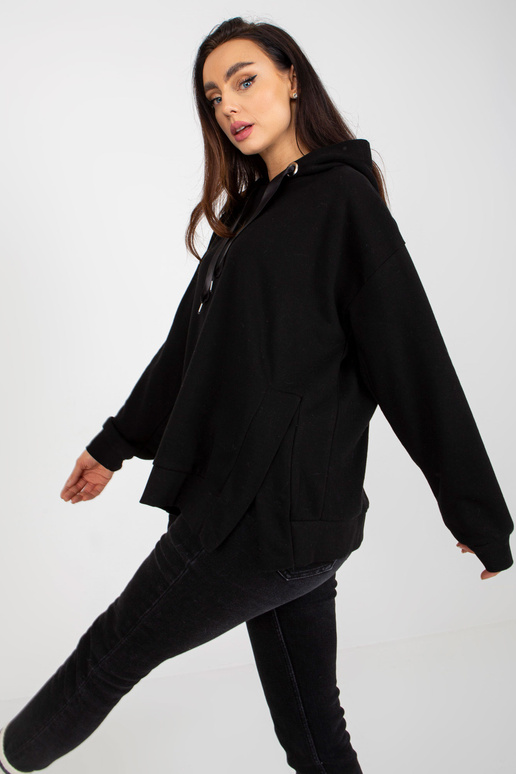 Černá mikina s kapucí a rozparky Černá mikina s kapucí a rozparky