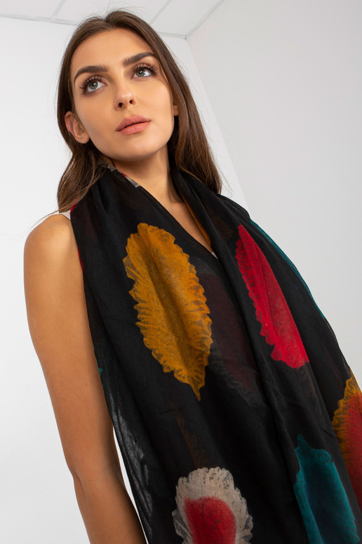 Černý dámský závěsný komín viskóza