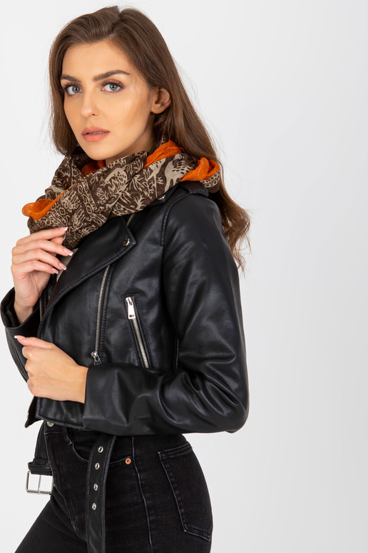 Hnědý závěsný komín s viskózou