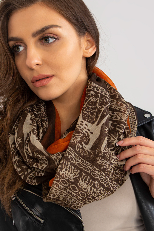 Hnědý závěsný komín s viskózou