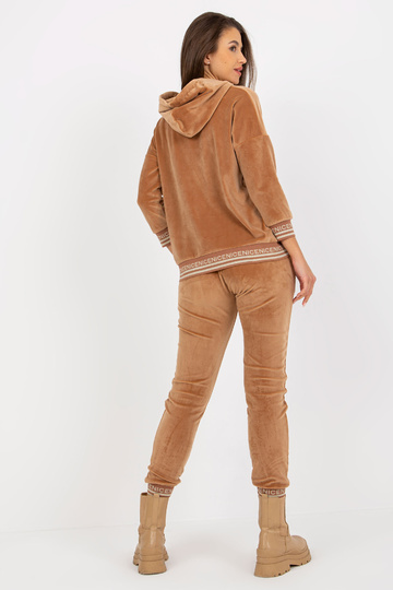 Sada Kamelweiches...