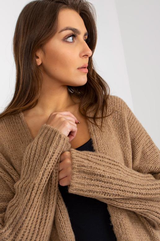 Tmavě béžový pletený kardigan s... Tmavě béžový pletený kardigan s...