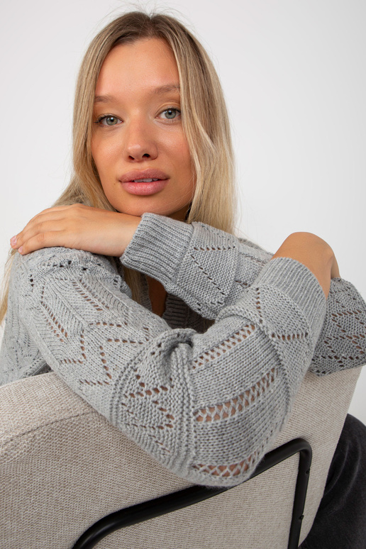 Šedý prolamovaný letní svetr s...