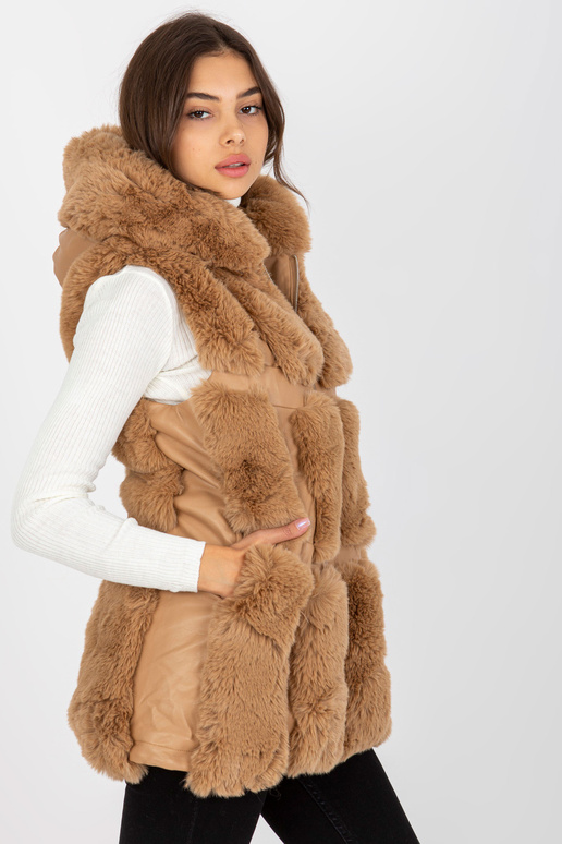 Velbloudí vesta z eko kůže s...