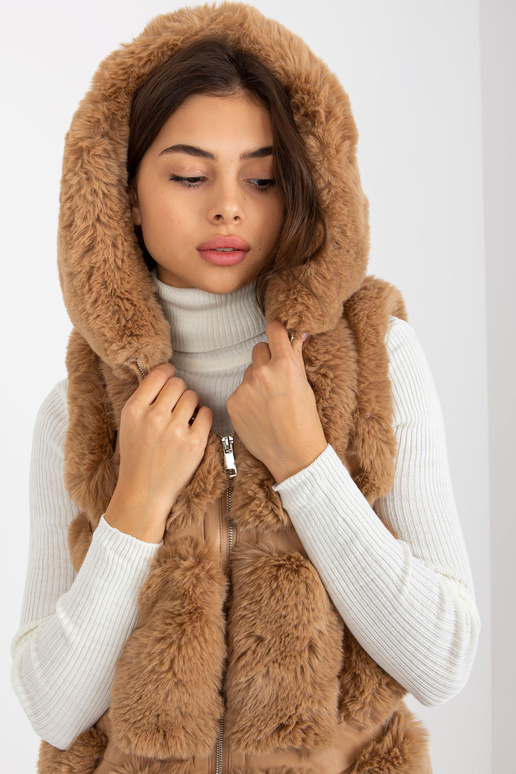 Velbloudí vesta z eko kůže s...