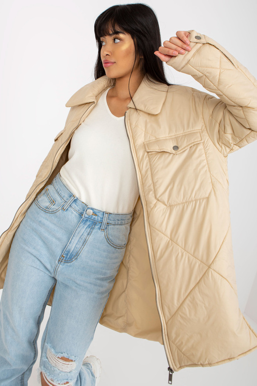 Světle béžová prošívaná přechodová... Světle béžová prošívaná přechodová...